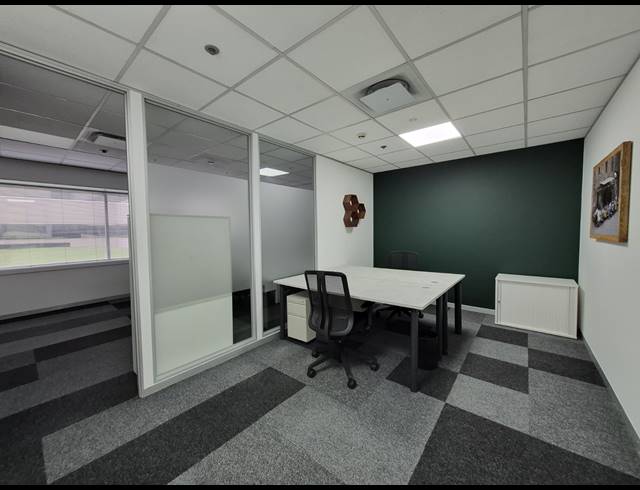 24M² OFFICE TO LET IN ROSEBANK